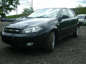 2010 Chevrolet Lacetti Pictures