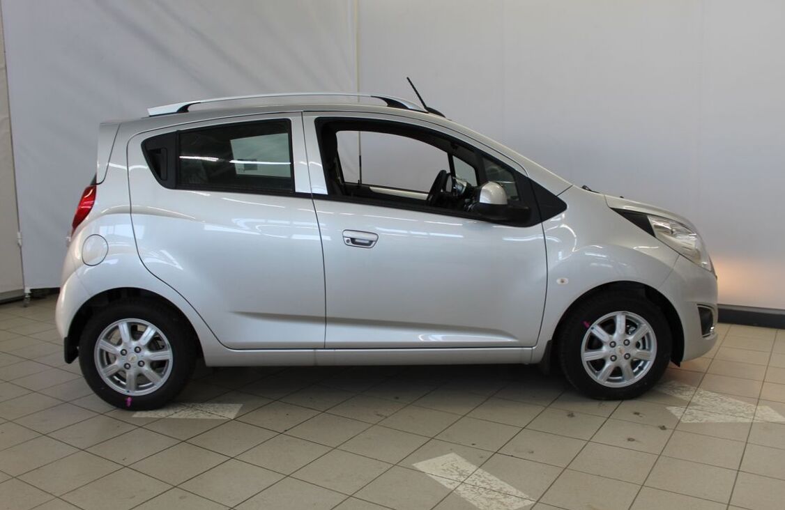 Chevrolet spark m300 характеристики