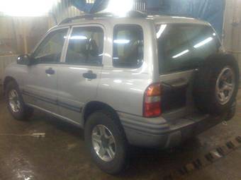 2002 Chevrolet Tracker Photos