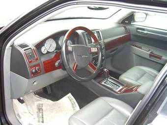 2004 Chrysler 300C Wallpapers