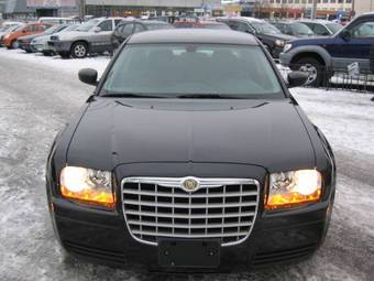 2005 Chrysler 300C Pictures