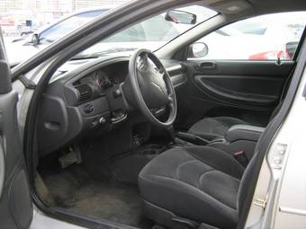 2004 Chrysler Sebring Photos