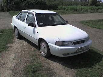 1997 Daewoo Nexia Photos