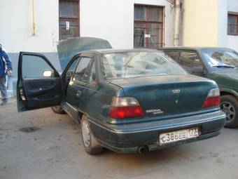 1998 Daewoo Nexia Images