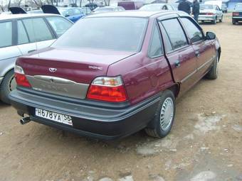 2005 Daewoo Nexia Photos