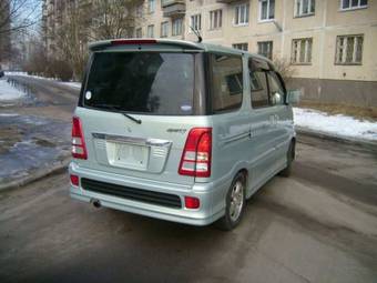 2003 Daihatsu ATRAI7 Photos