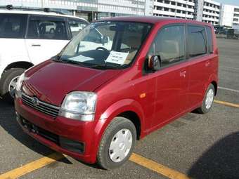 2004 Daihatsu Move Photos