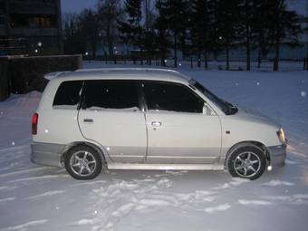 1999 Daihatsu Pyzar For Sale