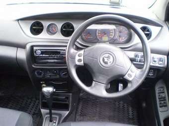 2004 Daihatsu YRV For Sale