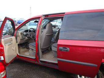 2003 Dodge Caravan Pictures