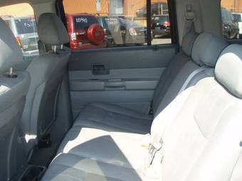 2004 Dodge Durango Photos