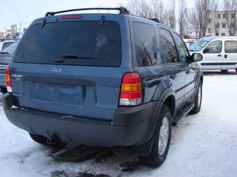 2002 Escape