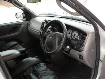 2002 Ford Escape Pictures