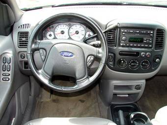 2002 Ford Escape Photos