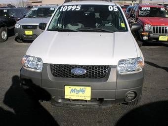 2004 Ford Escape Pics