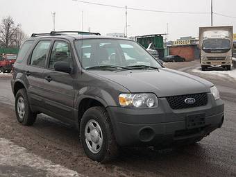 2004 Ford Escape Images