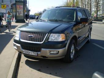 2004 Ford Expedition Photos