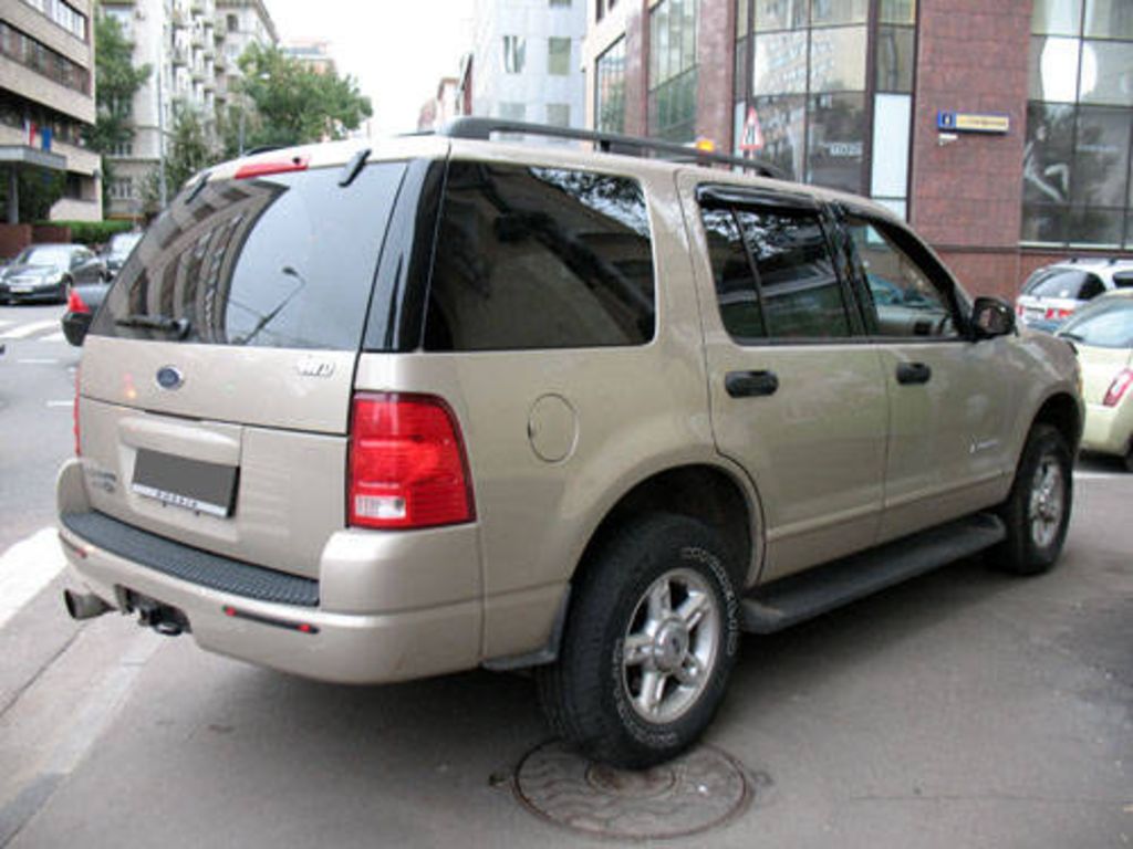 2004 FORD Explorer specs: mpg, towing capacity, size, photos 2004 Ford Explorer Towing Capacity V6