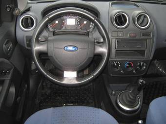 2006 Ford Fiesta Photos