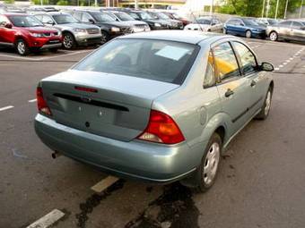 2000 Ford Focus Pictures