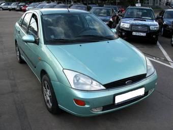 2000 Ford Focus Pictures