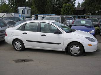 2003 Ford Focus Pics