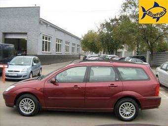 2004 Ford Focus Images