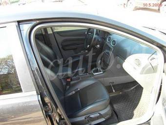 2005 Ford Focus Pictures