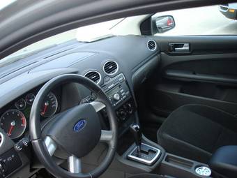 2006 Ford Focus Pictures