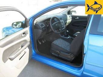 2006 Ford Focus Photos