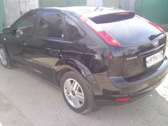 2006 Ford Focus Photos