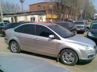 2008 Ford Focus Pictures