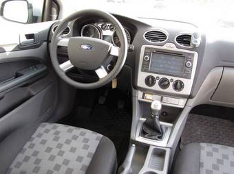 2008 Ford Focus Pictures