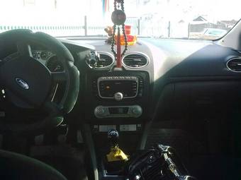 2008 Ford Focus Pictures