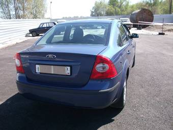 2008 Ford Focus Photos