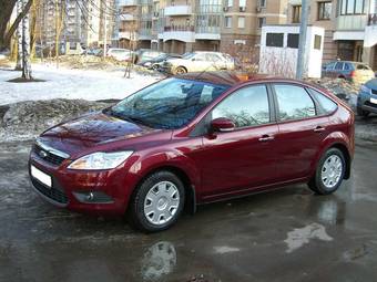 2009 Ford Focus Pictures