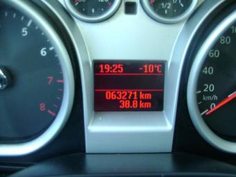 2010 Ford Focus Pictures