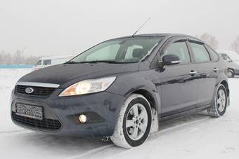 2010 Ford Focus Pictures