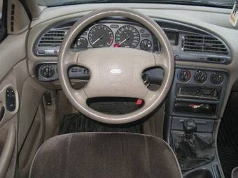 1993 Ford Mondeo Pictures