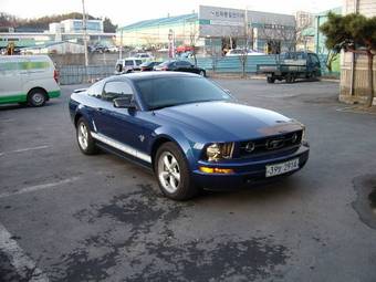 2009 Ford Mustang Pictures