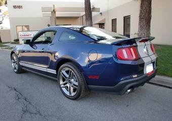 2010 Ford Mustang Photos