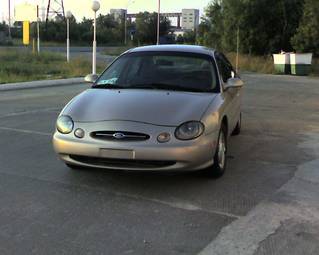 1999 Ford Taurus Pictures