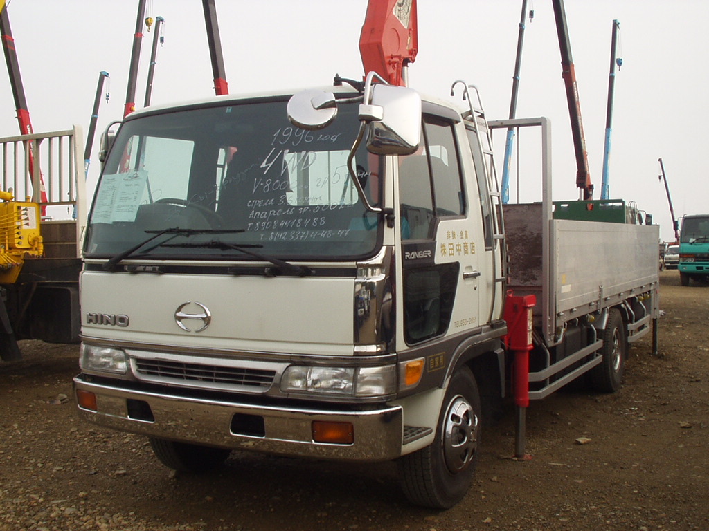 Hino ranger. Hino Dutro манипулятор 4х4. Хино рейнджер манипулятор 1996. Хино рейнджер манипулятор 1989. Манипулятор Hino Ranger 1996.