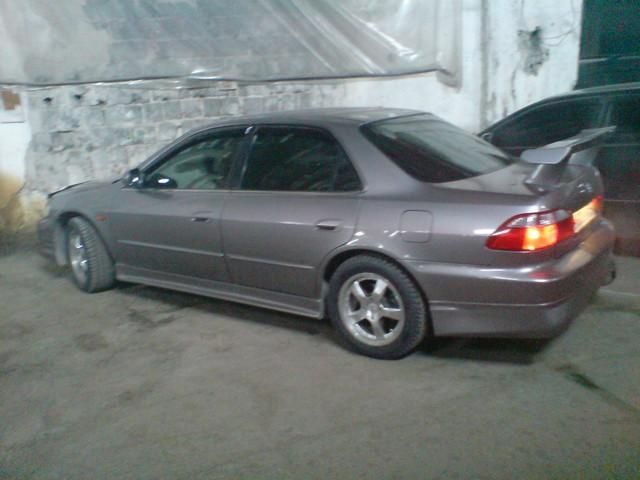 2000 Honda Accord