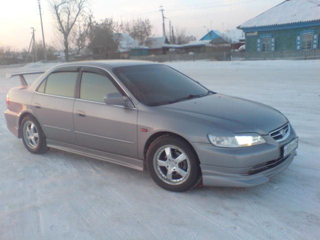 2000 Honda Accord