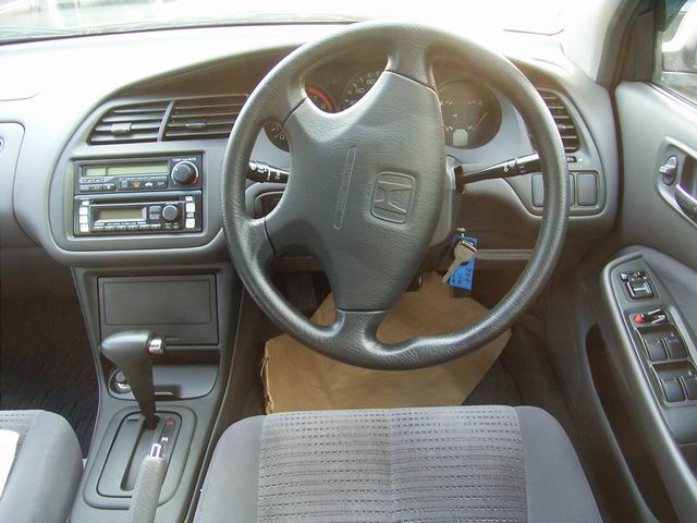 2000 Honda Accord Photos