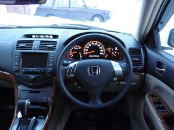 2002 Honda Accord Images