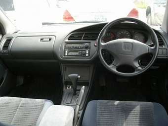 2002 Honda Accord Photos