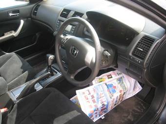 2003 Honda Accord Photos