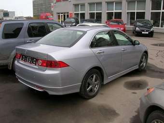 2004 Honda Accord Photos